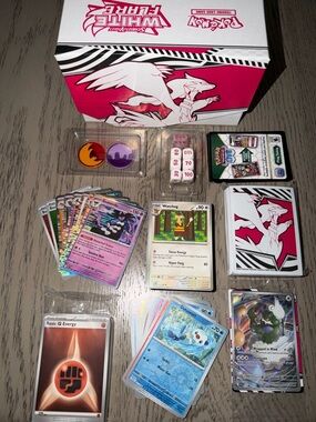 Scarlet & Violet White Flare Elite Trainer Box